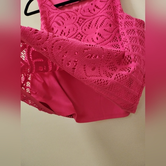 Lilly Pulitzer Lace Tops - Picture 9 of 15